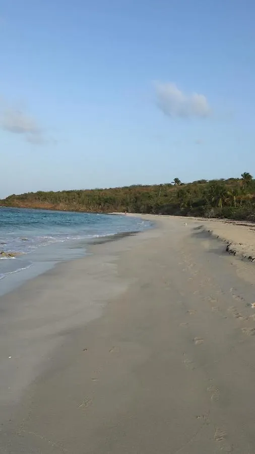 Naniqui Cottage - Only Adults -Parking Golf Car Only Guest house Isla Culebra